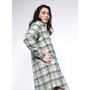 Wildfang Essential Shirtdress Ombre Plaid Blue Long Sleeve Flannel Size XL EUC